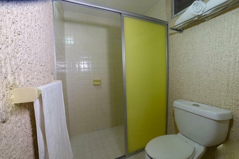 Hotel Plaza Palmas 툭스판 외부 사진